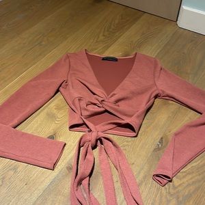 URBAN OUTFITTERS TOP